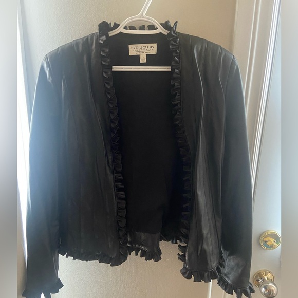 St John Collection by Marie Gray sz 8 leather jacket - Picture 5 of 9